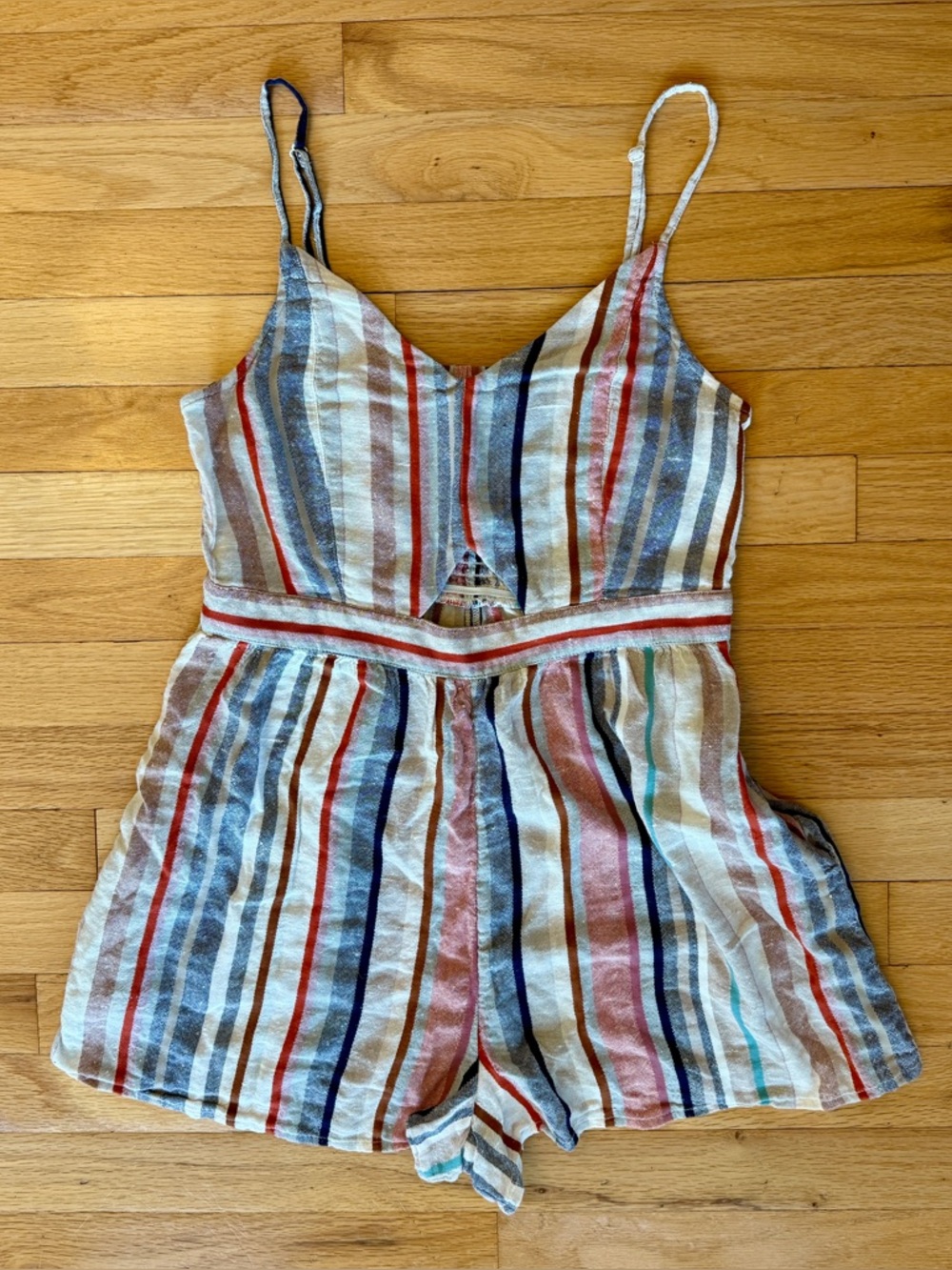 American Eagle Outfitters cottony linen blend romper women’s size M